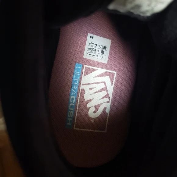 Vans Ultrarange Hi DL MTE Mid-Top  Sneaker - Unisex size 8 Men's/ 9.5 Women's - Picture 12 of 15